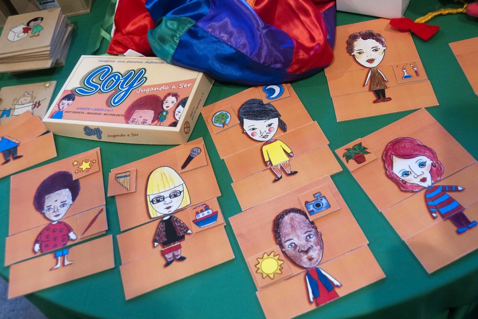 58045 | Emprendedores rosarinos se capacitarán en la producción de juguetes no sexistas y sustentables - Dir. Gral. de Comunicación Social (Marcelo Beltrame)