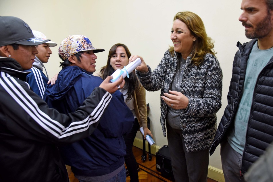 107064 | Se entregaron certificados a 64 jóvenes capacitados en el Nueva Oportunidad - Dir. Gral. de Comunicación Social (Marcelo Beltrame)