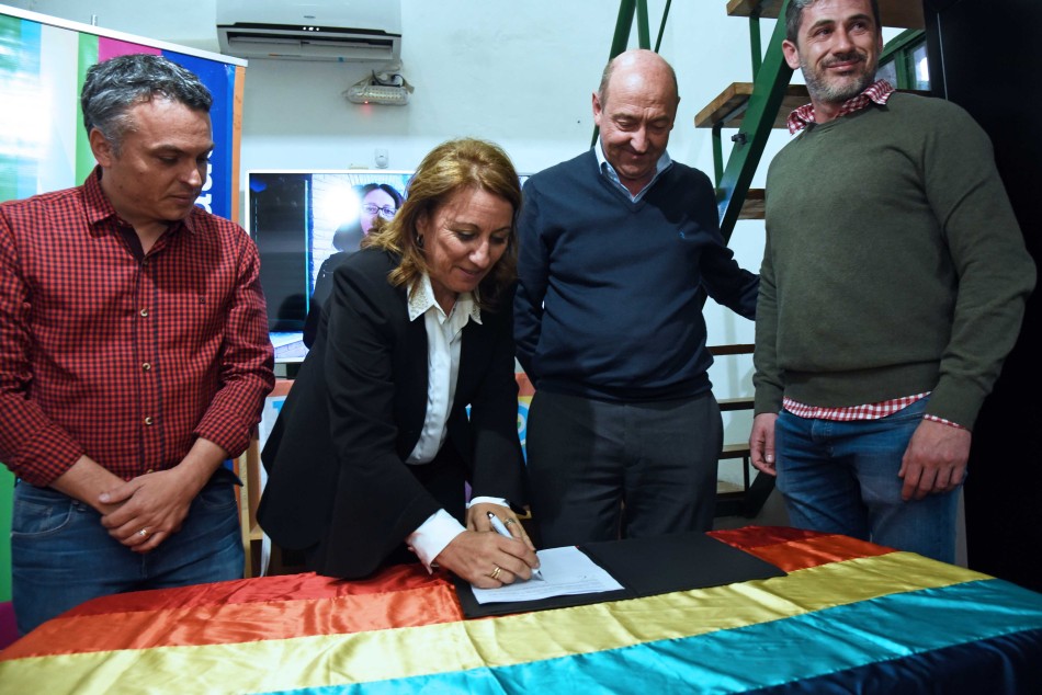 155804 | Firma Convenio Colectivo LGTBI  - Subsecretaría de Comunicación Social (Marcelo Beltrame)