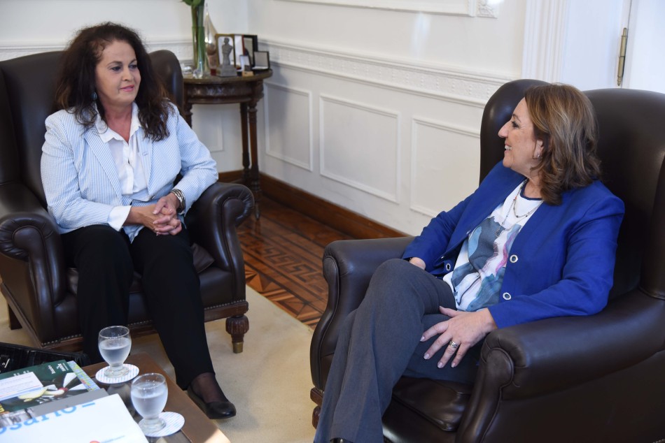 159684 | La intendenta recibió la visita de Carla Antonelli, la primera diputada trans española  - Subsecretaría de Comunicación Social (Silvio Moriconi)