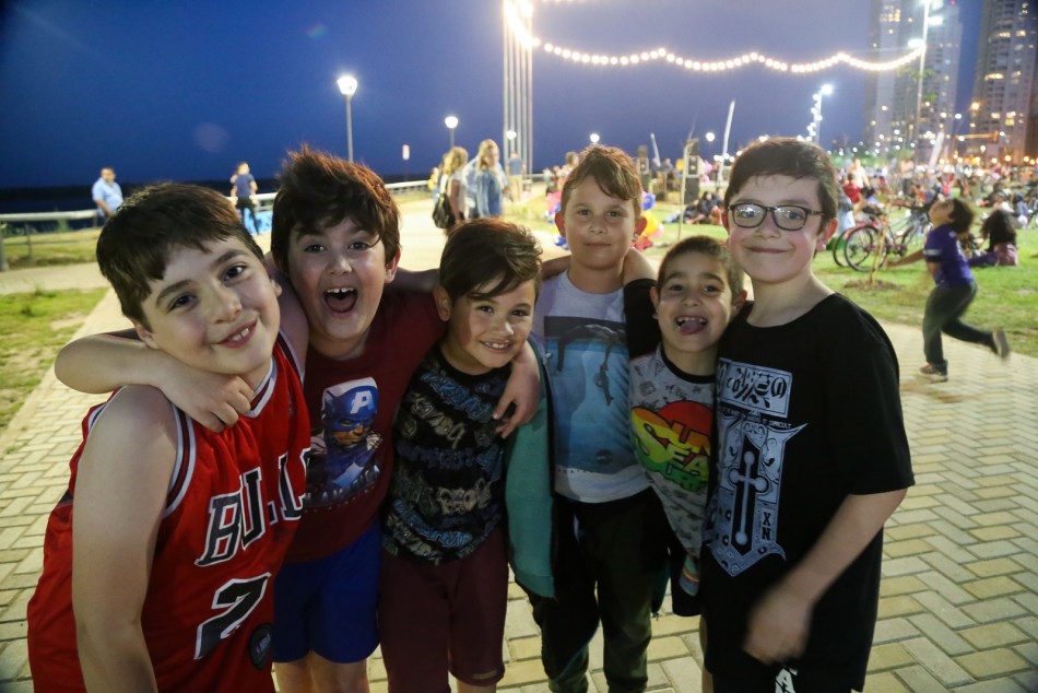 165381 | El Picnic convocó a grandes chicos a un nuevo espacio público - Nano Pruzzo