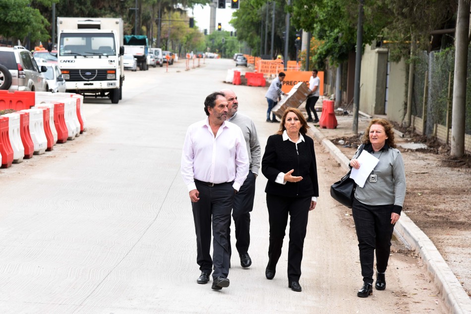 166873 | Fein supervisó el avance de la obra de Avenida Carrasco y el Parque de la Cabecera - Subsecretaría de Comunicación Social (Silvio Moriconi)