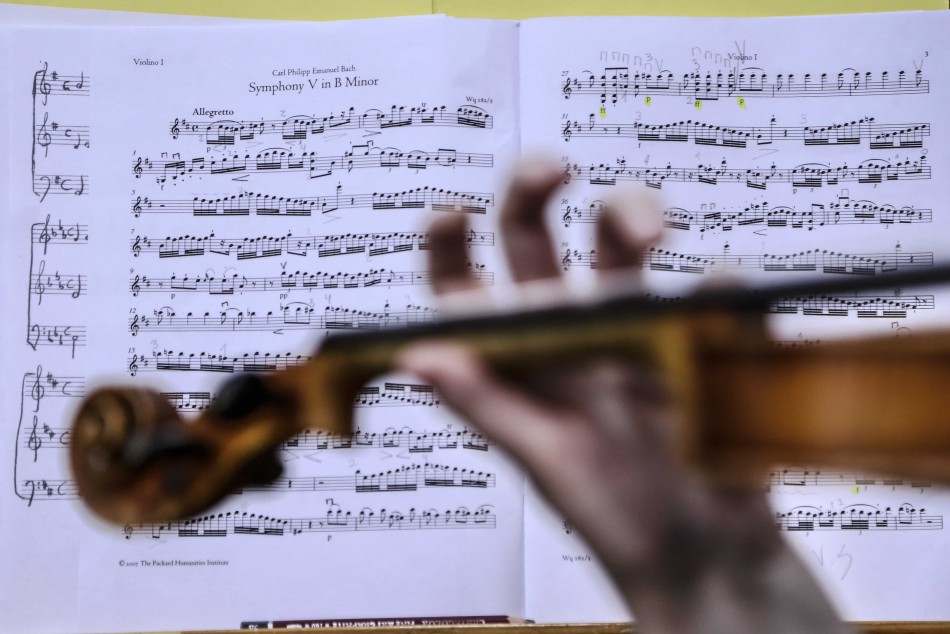 274184 | Orquesta de Cámara Municipal de Rosario - Guillermo Turin Bootello