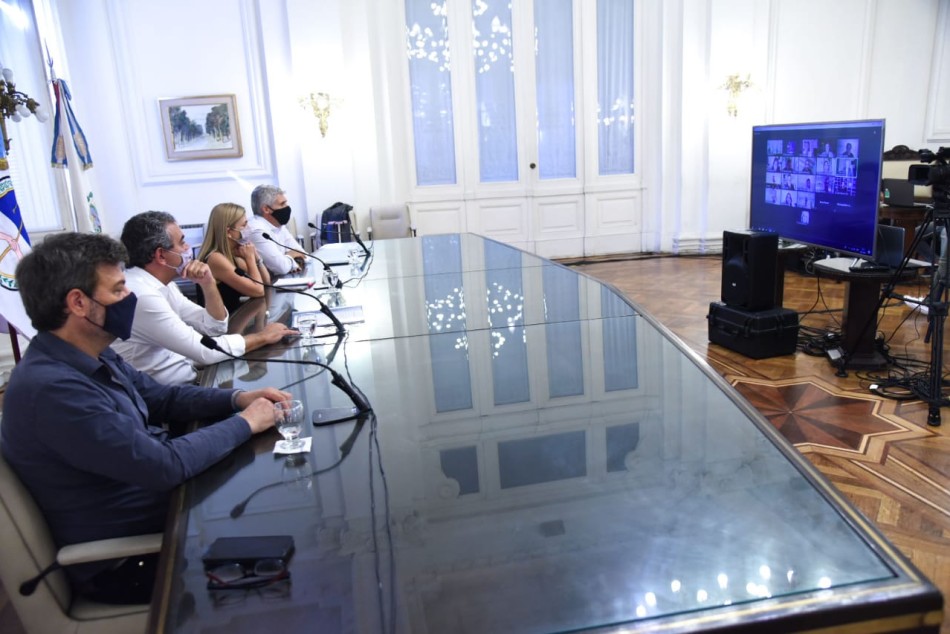 305274 | Presentación Rosarinos por el mundo - Marcelo Beltrame (Subsecretaría de Comunicación Social)