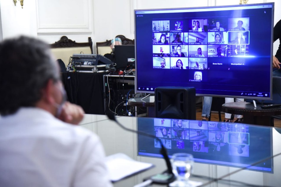 305273 | Presentación Rosarinos por el mundo - Marcelo Beltrame (Subsecretaría de Comunicación Social)