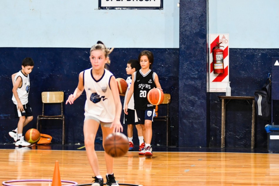 306085 | Unión y Progreso, club de amigos de toda la vida - Secretaría de Deporte y Turismo / Guillermo Buelga
