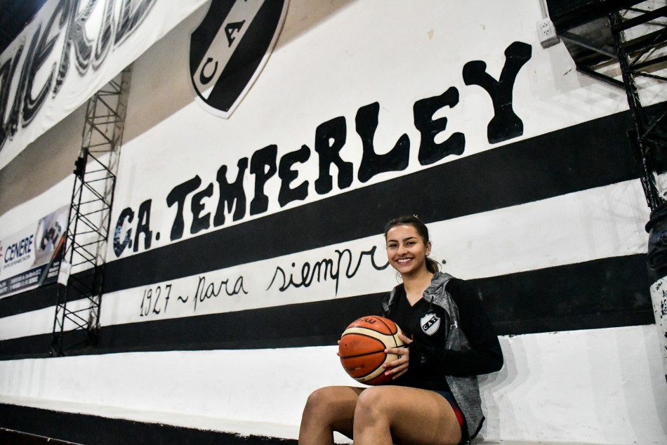 323054 | Candela Díaz, la chica de Tablada que se destaca en básquet - Secretaría de Deporte y Turismo / Guillermo Buelga