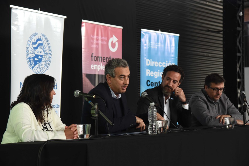 363198 | Presentación Programa Fomentar Empleo - Subsecretaría de Comunicación Social (Silvio Moriconi)