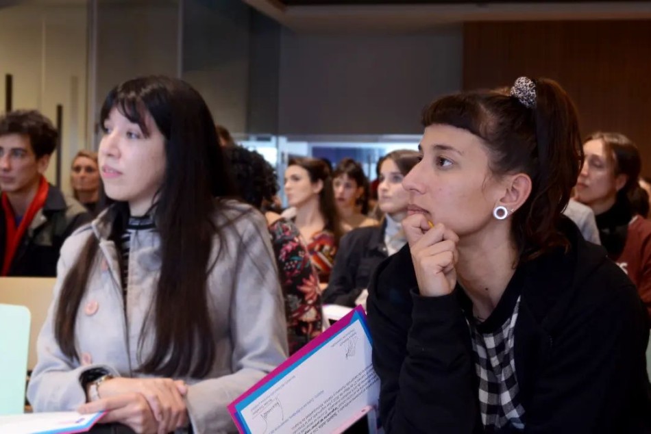 377701 |  - Dirección de Juventudes