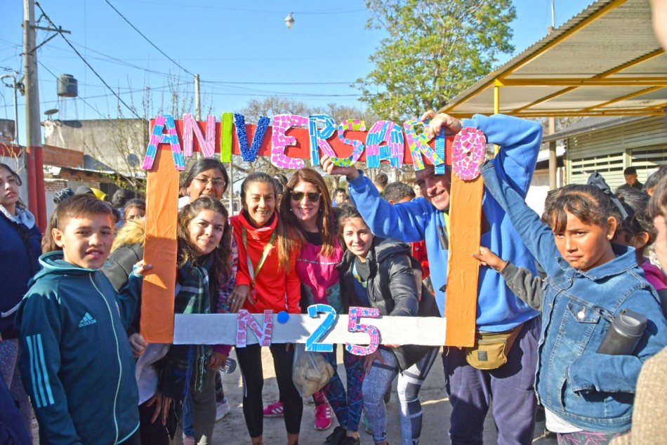 380551 | Maratón 25 aniversario del polideportivo Las Flores - Mariela Aronna - Secretaría de Deporte y Turismo