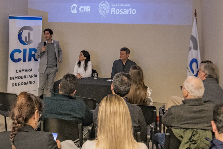 585004 | Plan de Digitalización: encuentros informativos con comerciantes, industriales y el rubro inmobilia - Jefatura de Gabinete
