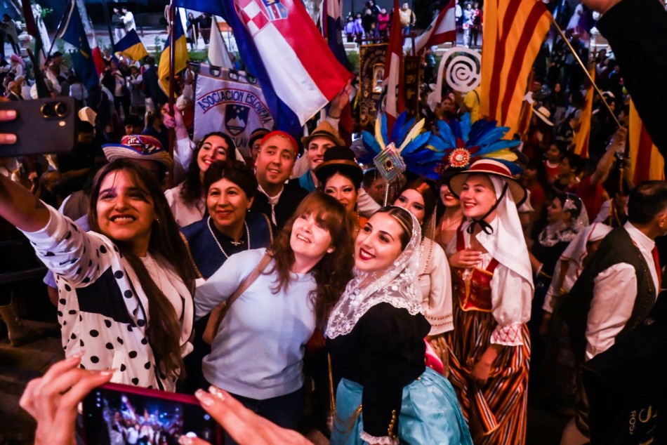 623926 | Las colectividades y toda su pasión  - Guillermo Buelga